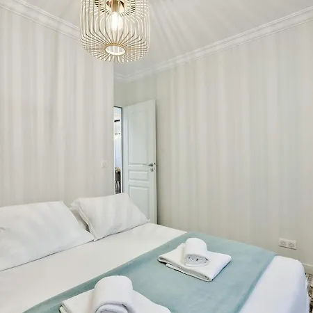 Apartment Stylish And New 2br Flat In The Heart Of