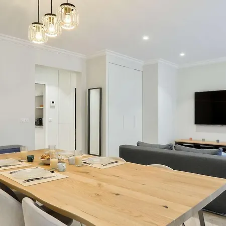 Stylish And New 2br Flat In The Heart Of *