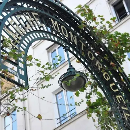 Stylish And New 2br Flat In The Heart Of * Paris